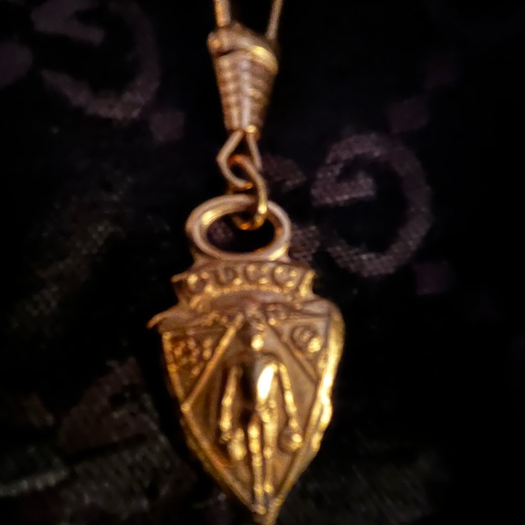 Vintage Gucci Crest Charm Keychain - Picture 5 of 7